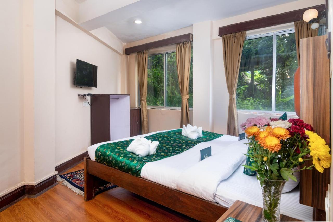 Muscatel Roma - 400 Mts From Mall Road Νταρτζίλινγκ Εξωτερικό φωτογραφία