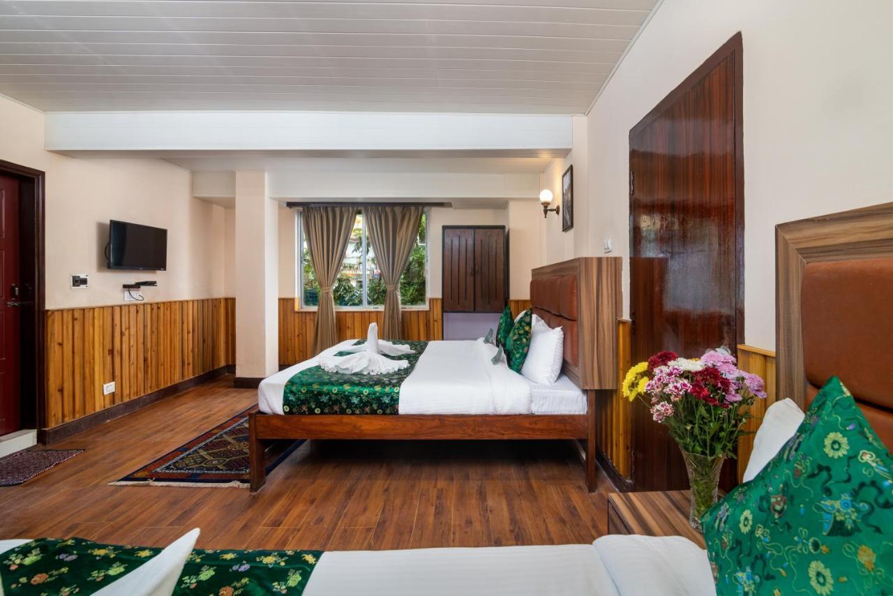 Muscatel Roma - 400 Mts From Mall Road Νταρτζίλινγκ Εξωτερικό φωτογραφία
