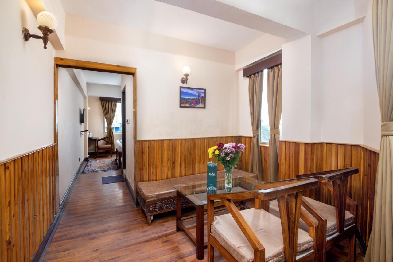 Muscatel Roma - 400 Mts From Mall Road Νταρτζίλινγκ Εξωτερικό φωτογραφία