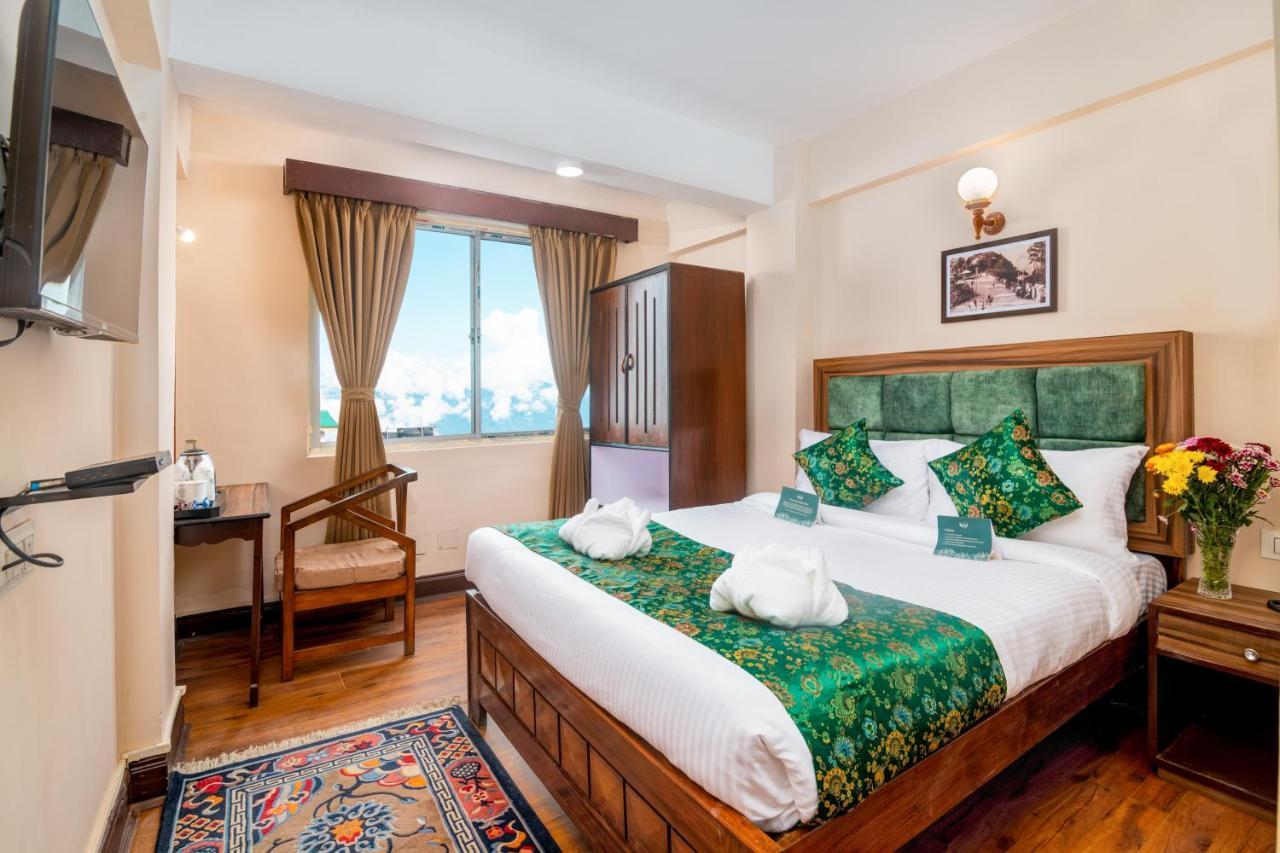 Muscatel Roma - 400 Mts From Mall Road Νταρτζίλινγκ Εξωτερικό φωτογραφία