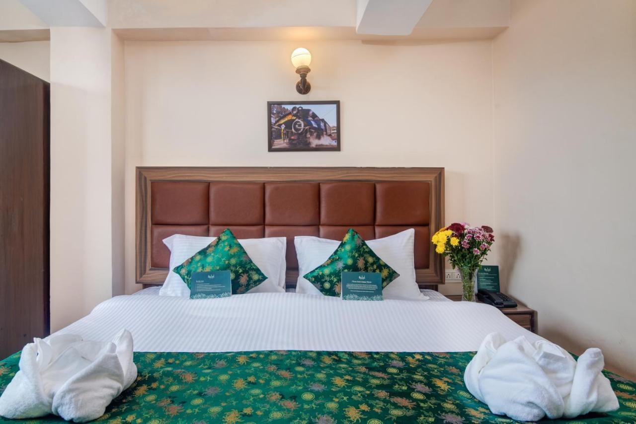 Muscatel Roma - 400 Mts From Mall Road Νταρτζίλινγκ Εξωτερικό φωτογραφία