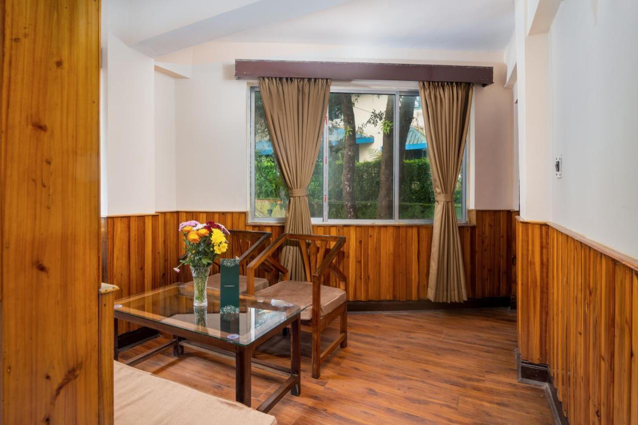 Muscatel Roma - 400 Mts From Mall Road Νταρτζίλινγκ Εξωτερικό φωτογραφία
