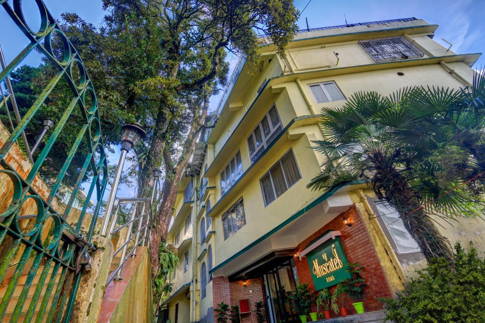 Muscatel Roma - 400 Mts From Mall Road Νταρτζίλινγκ Εξωτερικό φωτογραφία